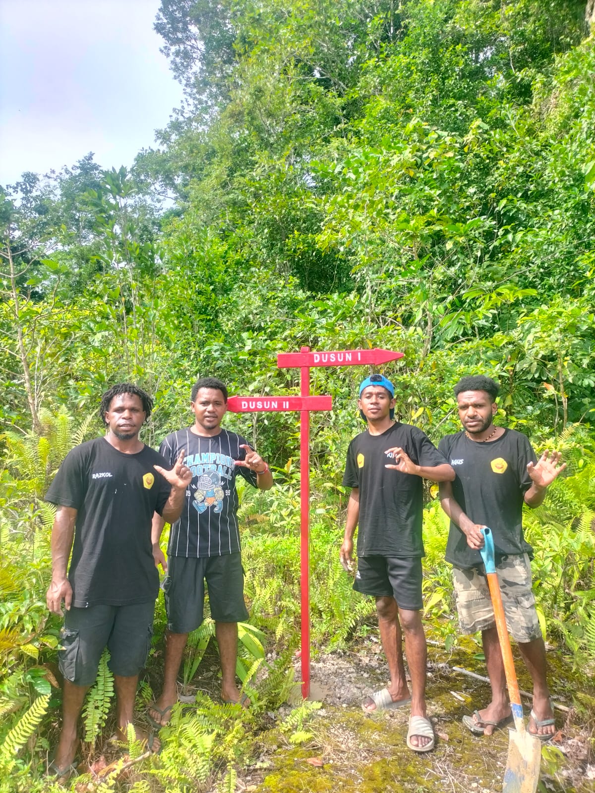 Penanaman Bibit Pohon